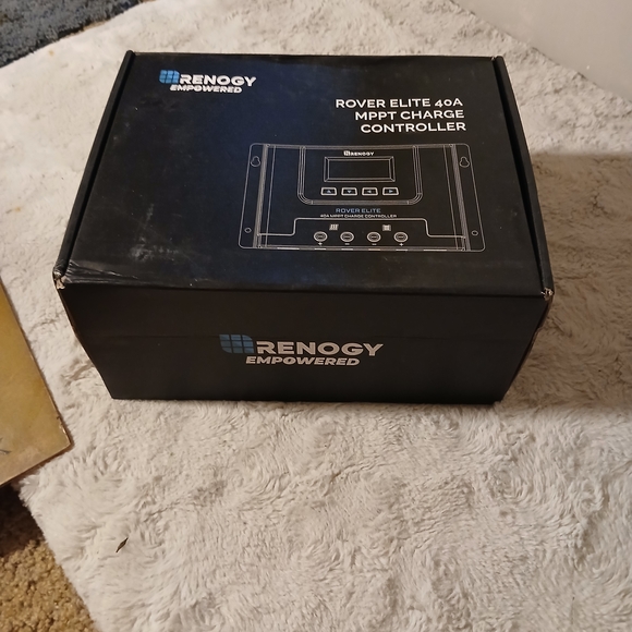 Renogy Rover Elite Solar Charge Controller - Picture 2 of 2